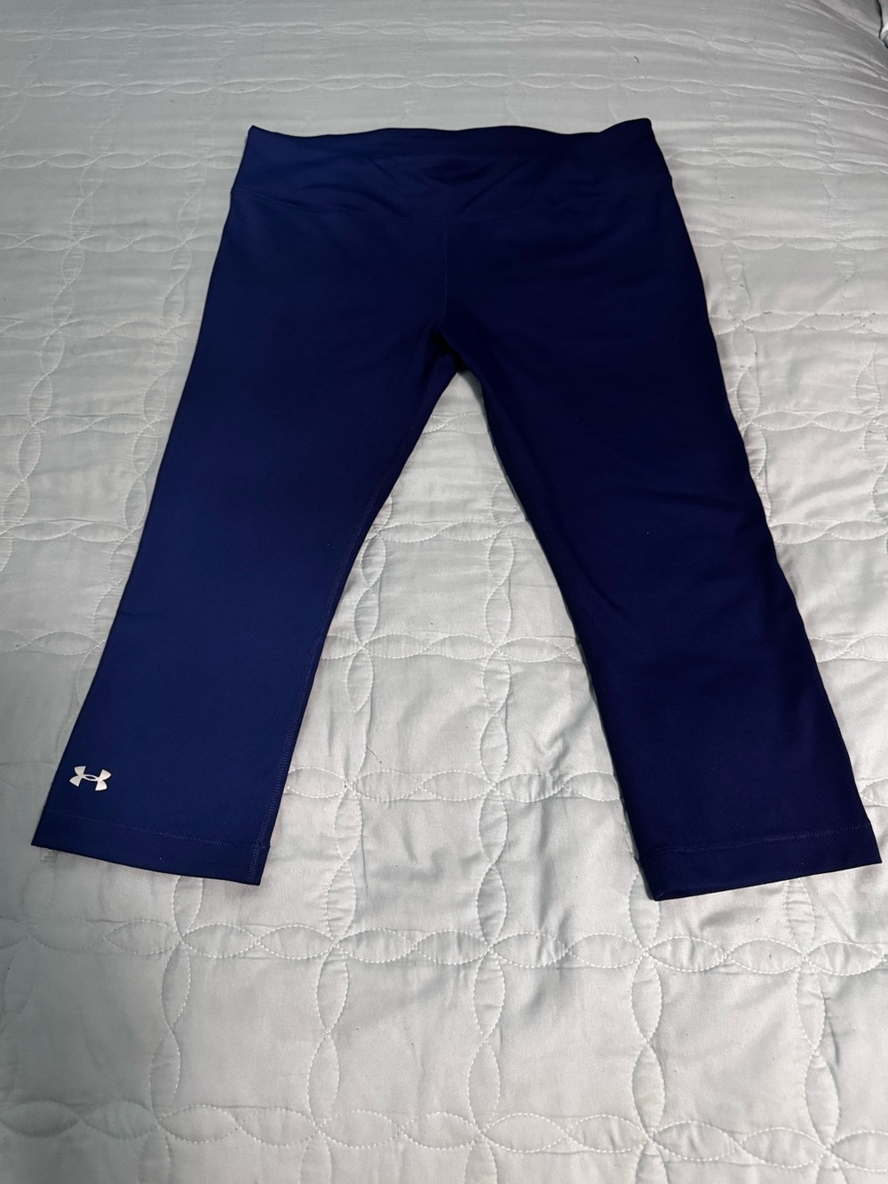 Under Armour Navy Capri Leggings Sz M